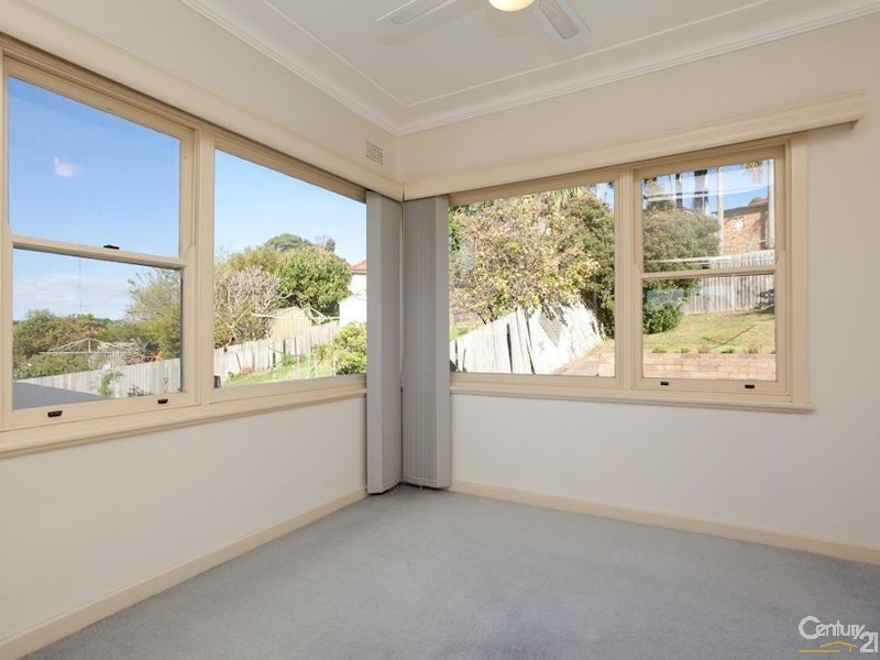 5 Valaud Crescent, Highfields NSW 2289