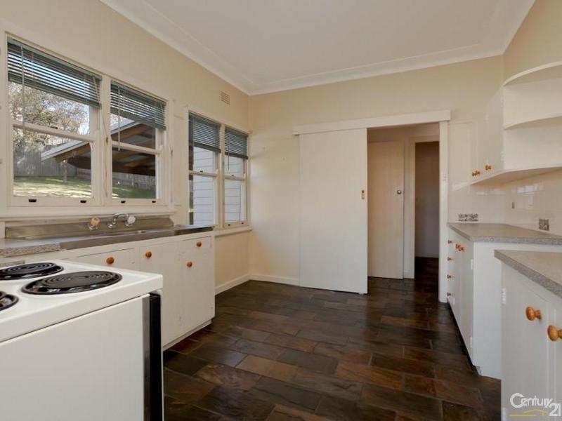 5 Valaud Crescent, Highfields NSW 2289