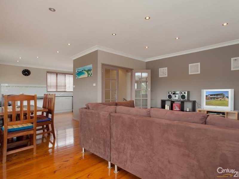 37 Buwa Street, Charlestown NSW 2290