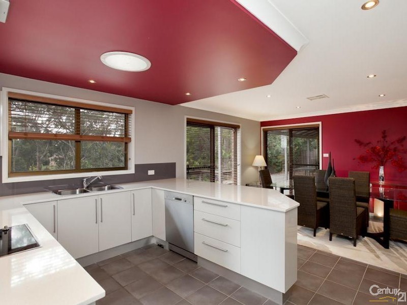 9 Drayton Close, Eleebana NSW 2282