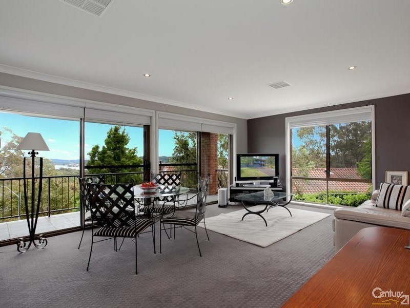 9 Drayton Close, Eleebana NSW 2282