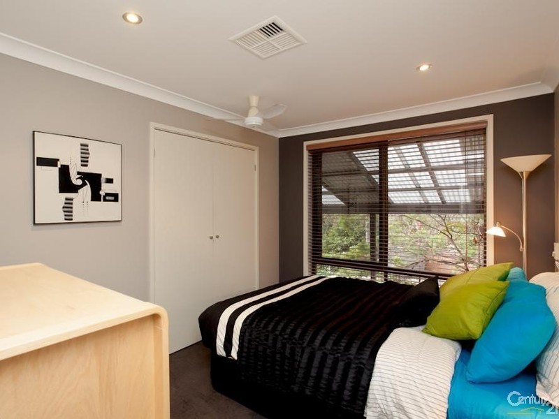 9 Drayton Close, Eleebana NSW 2282