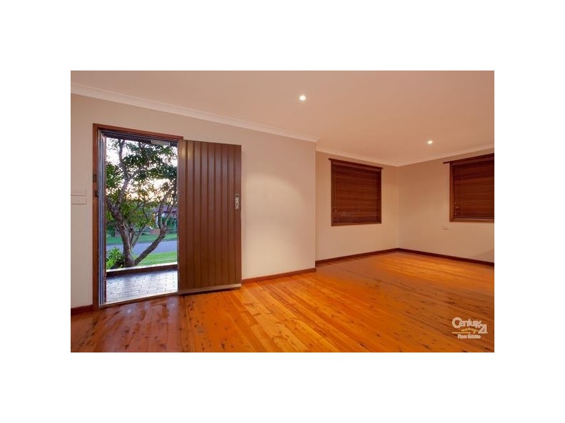 8 Paper Street, Gateshead NSW 2290