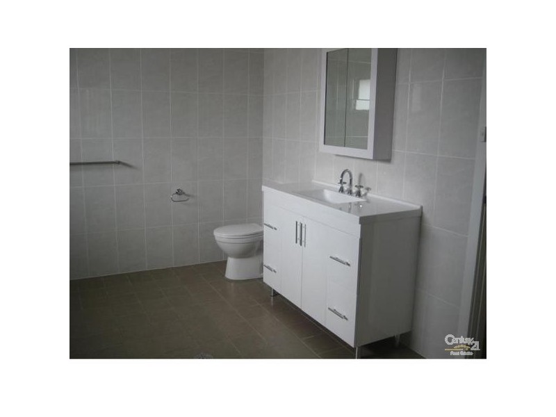 2/137 Teralba Road, Adamstown NSW 2289