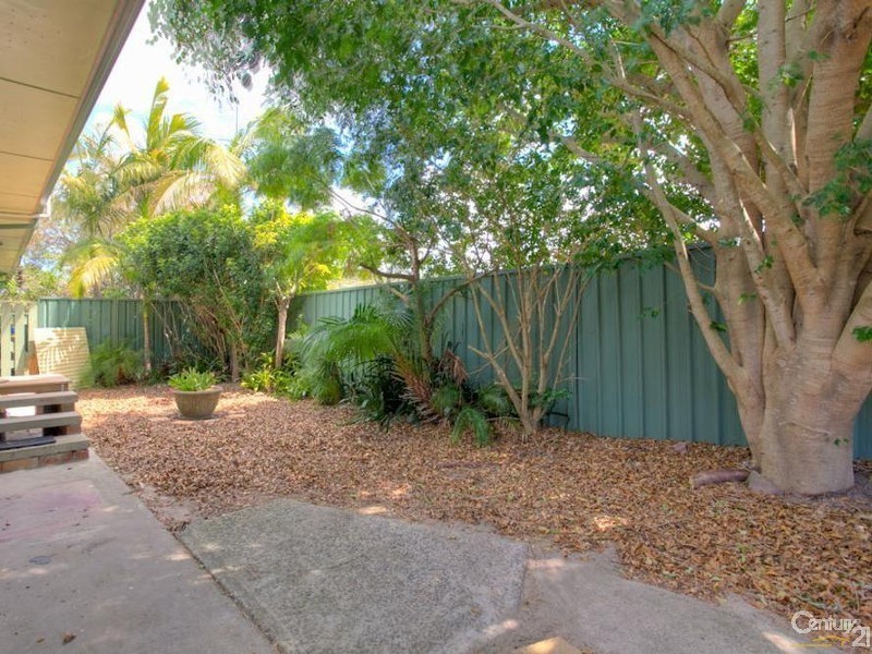 2A Alexander Place, Swansea NSW 2281