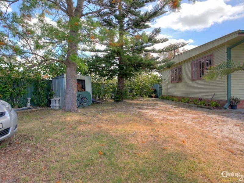 2B Alexander Place, Swansea NSW 2281