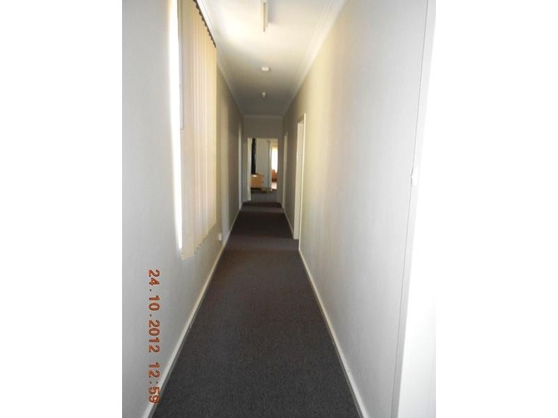 33 Lakeview Street, Boolaroo NSW 2284