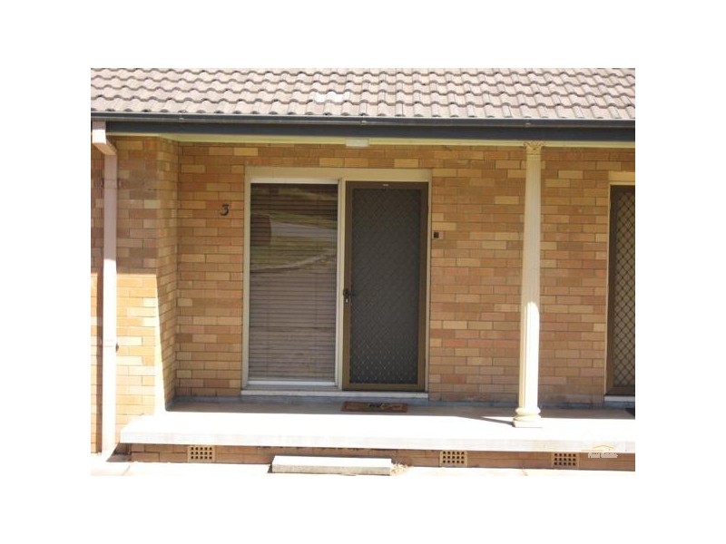 3/8 Clare Street, Glendale NSW 2285