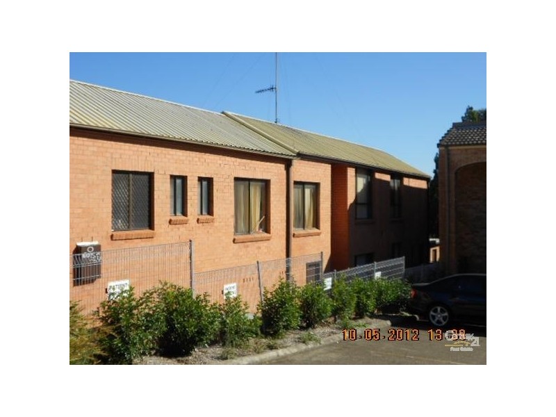 1/216 Brunker Road, Adamstown NSW 2289