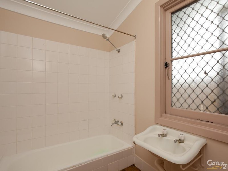 54 Nobbys Road, Newcastle East NSW 2300