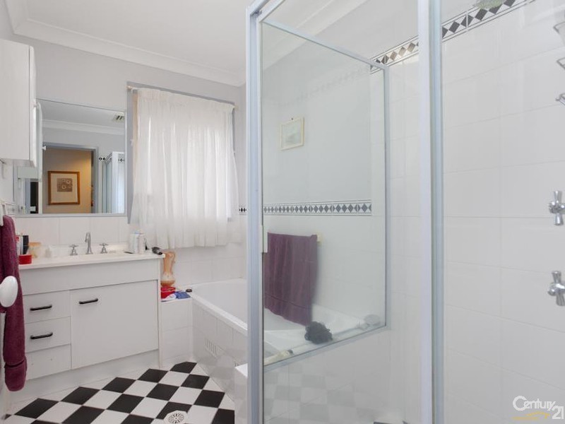 13 Simpson Court, Mayfield NSW 2304