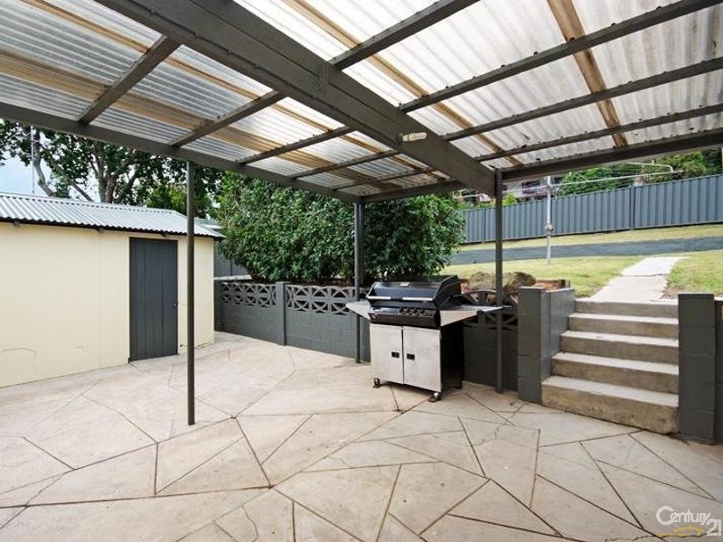 24 Park Street, Cardiff NSW 2285