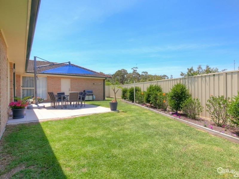 3 Broughton Way, Lakelands NSW 2282