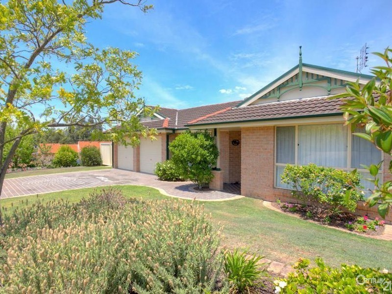 3 Broughton Way, Lakelands NSW 2282