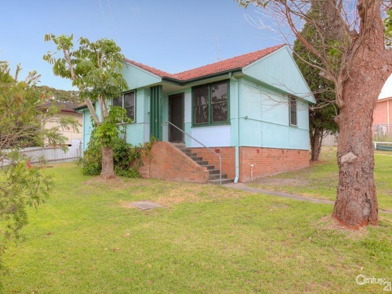 1 Alder Crescent, Gateshead NSW 2290