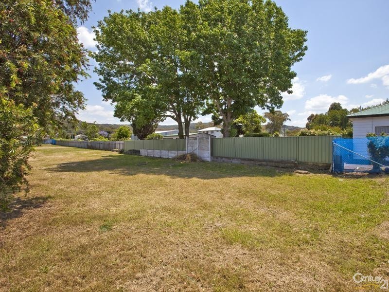 372 Pacific Highway, Belmont North NSW 2280
