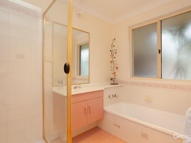 11 Marian Gardens, Elermore Vale NSW 2287