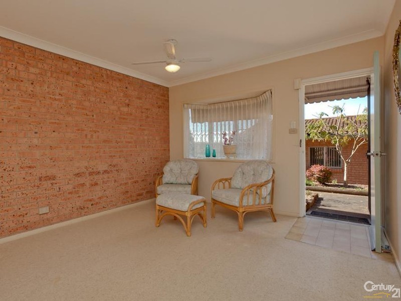 8/3 Violet Town Road, Mount Hutton NSW 2290