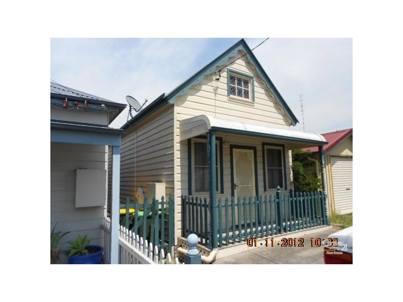 3 Regent Street, Mayfield NSW 2304