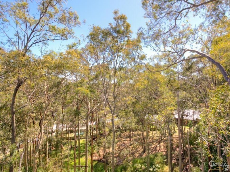 8 Robertson Road, Valentine NSW 2280