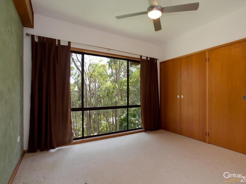 8 Robertson Road, Valentine NSW 2280