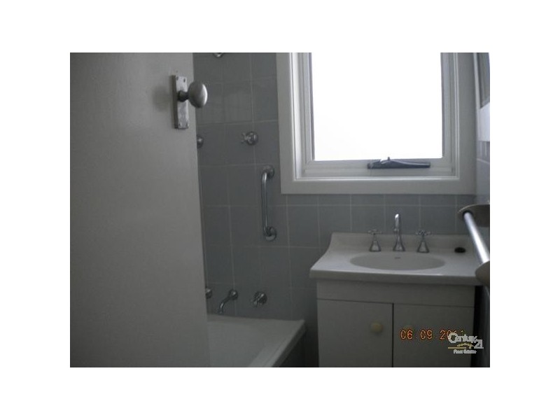 25 Elizabeth Street, Floraville NSW 2280