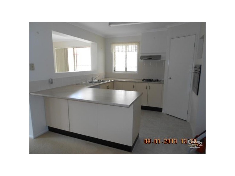 42 Tennent Road, Mount Hutton NSW 2290