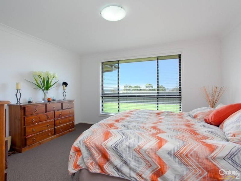 64 Dalmeny Drive, Macquarie Hills NSW 2285