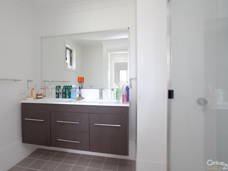 64 Dalmeny Drive, Macquarie Hills NSW 2285