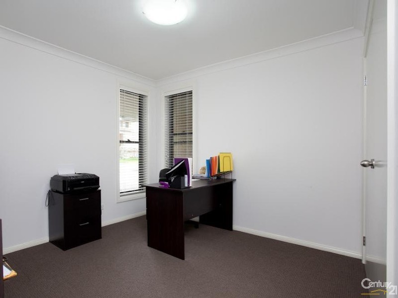 64 Dalmeny Drive, Macquarie Hills NSW 2285