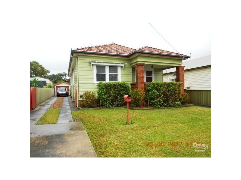 10 Mowbray Crescent, Adamstown NSW 2289