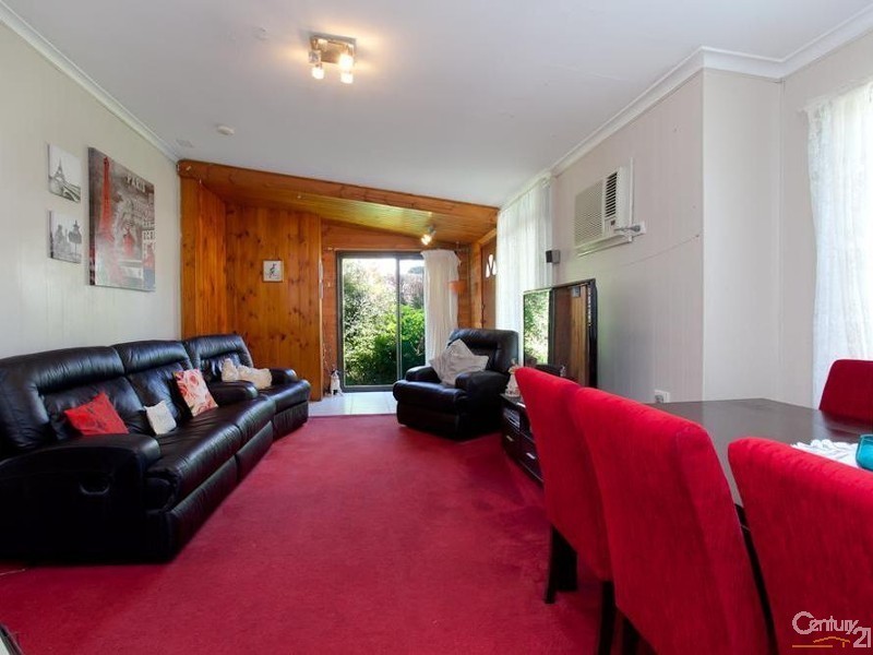 3 Teak Street, Gateshead NSW 2290