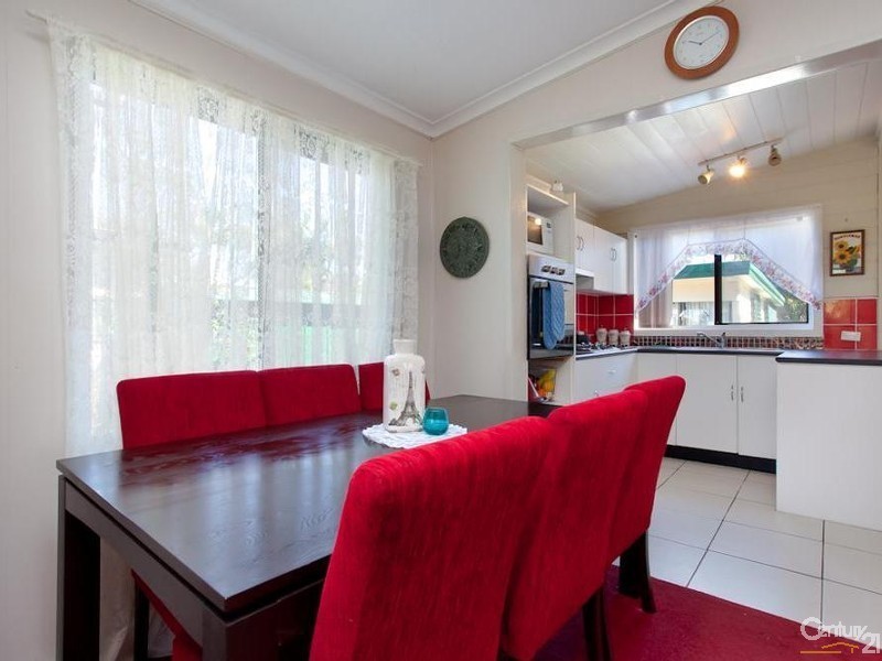 3 Teak Street, Gateshead NSW 2290