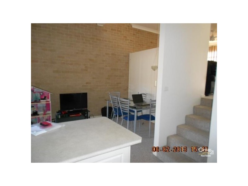 2/6 Brown Street, Adamstown NSW 2289