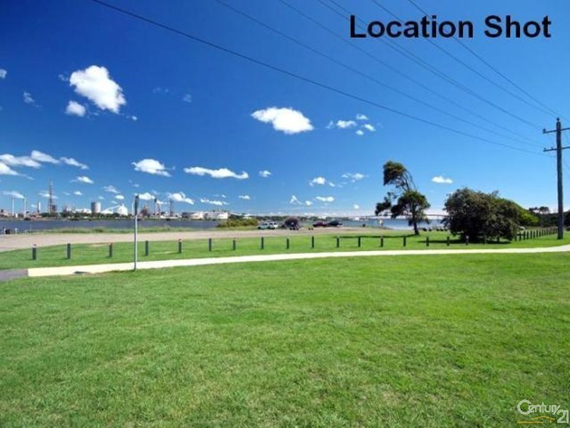 2 Stone Street, Stockton NSW 2295