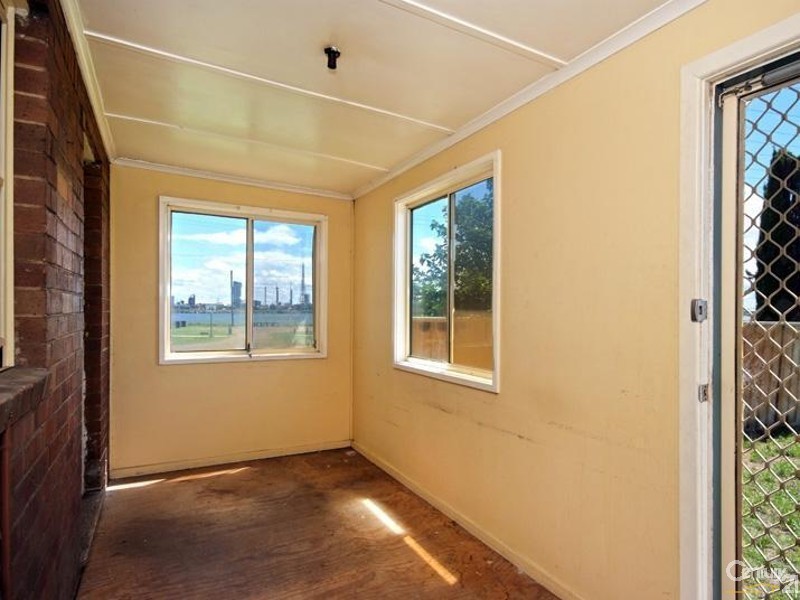 2 Stone Street, Stockton NSW 2295