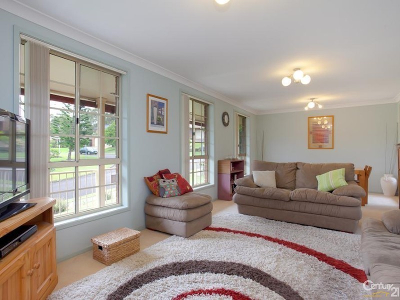 5 Dulungra Avenue, Belmont North NSW 2280