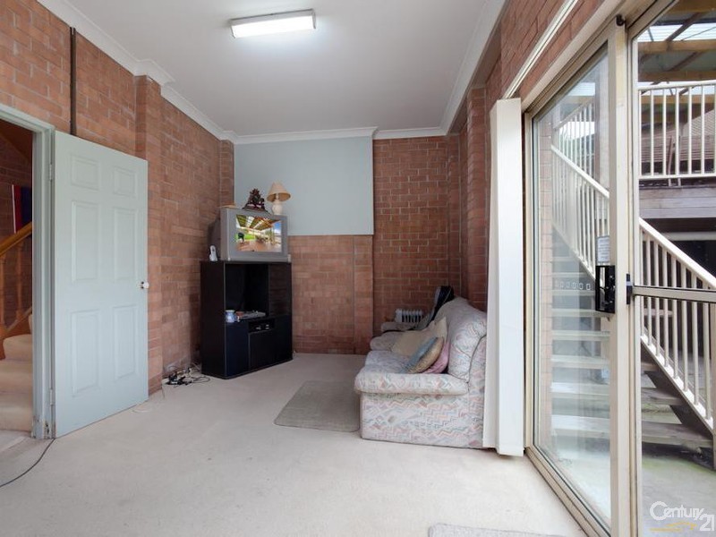 5 Dulungra Avenue, Belmont North NSW 2280