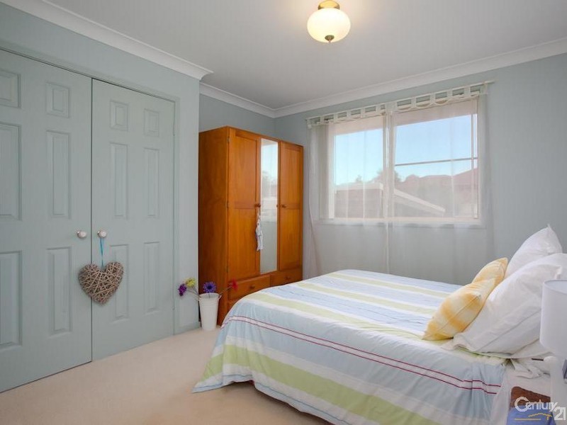 5 Dulungra Avenue, Belmont North NSW 2280