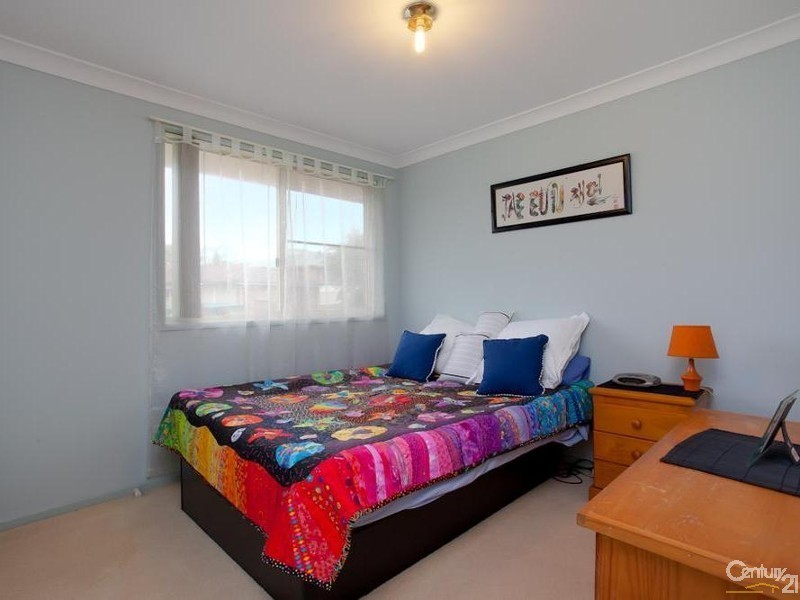5 Dulungra Avenue, Belmont North NSW 2280