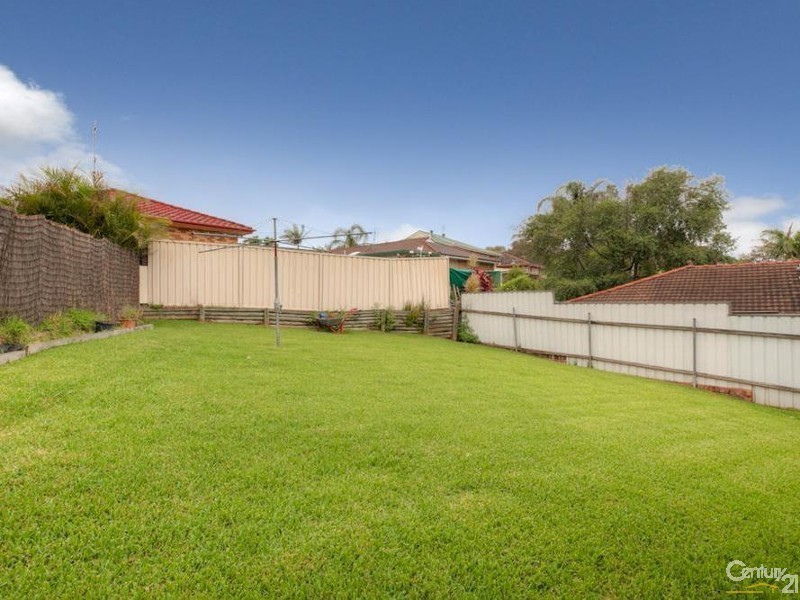 5 Dulungra Avenue, Belmont North NSW 2280