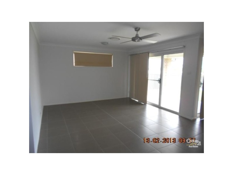 62 Dalmeny Avenue, Macquarie Hills NSW 2285