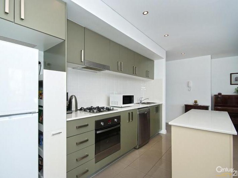 E402/18 Smart Street, Charlestown NSW 2290