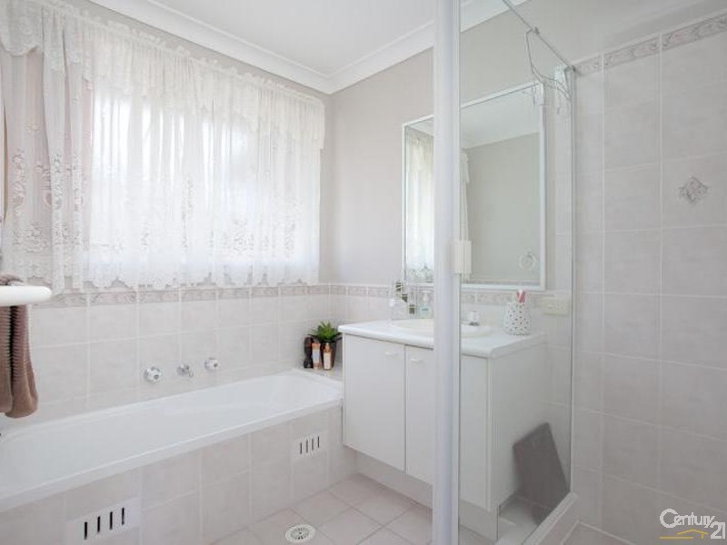 19 Angophora Close, Mount Hutton NSW 2290