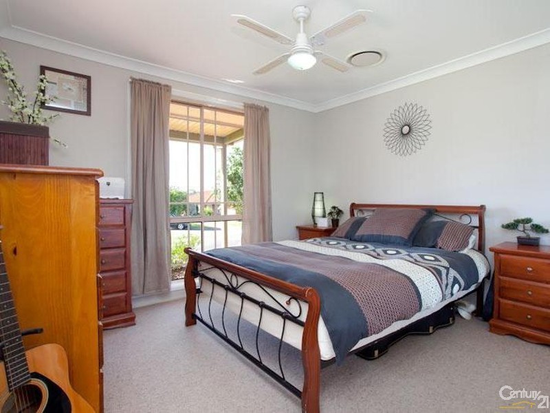 19 Angophora Close, Mount Hutton NSW 2290