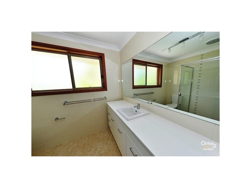 1a Buelah Place, Kotara South NSW 2289