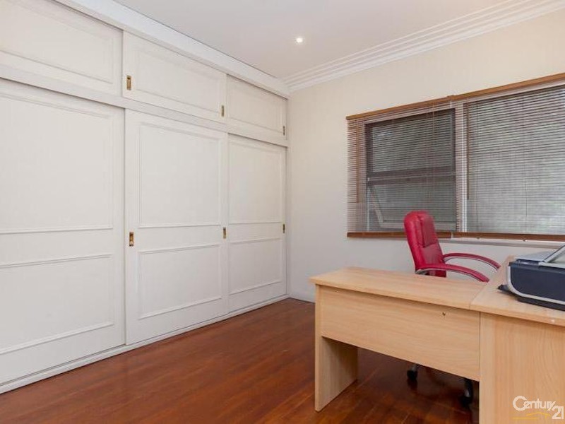 38 Coronation Street, Warners Bay NSW 2282