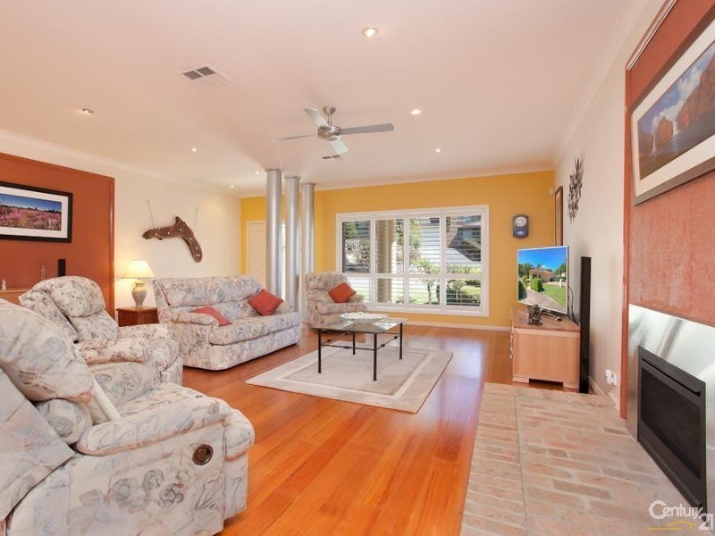 29 Seafarer Close, Belmont NSW 2280