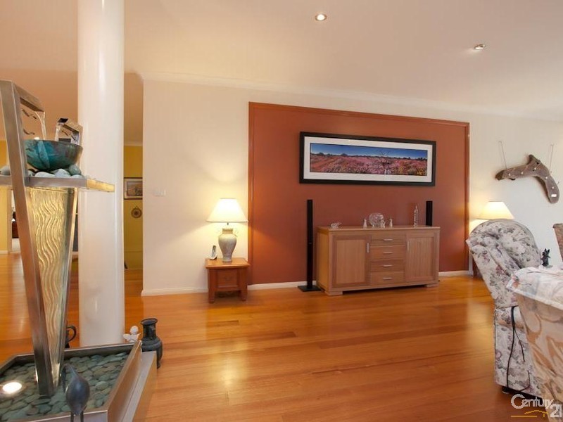 29 Seafarer Close, Belmont NSW 2280