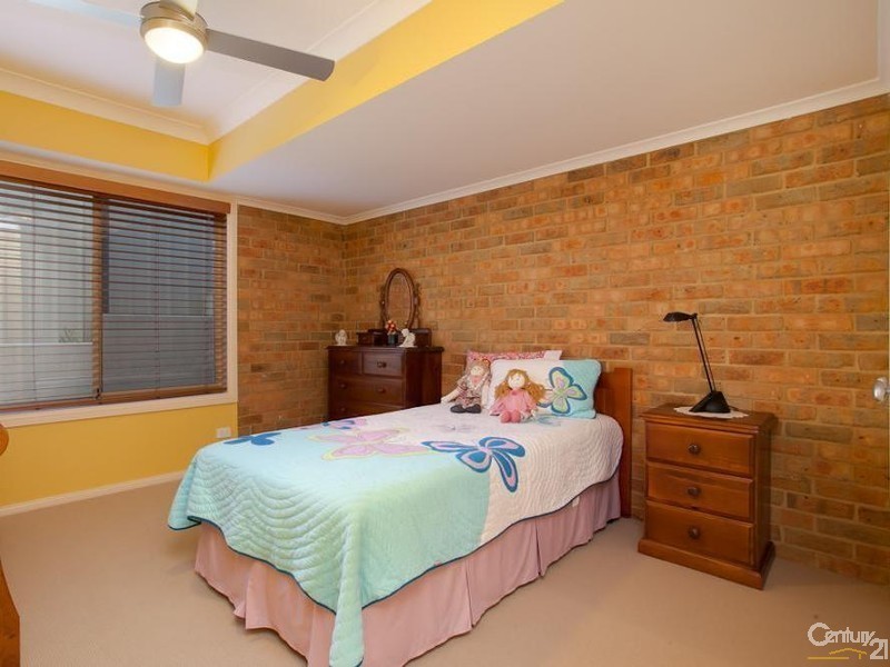 29 Seafarer Close, Belmont NSW 2280
